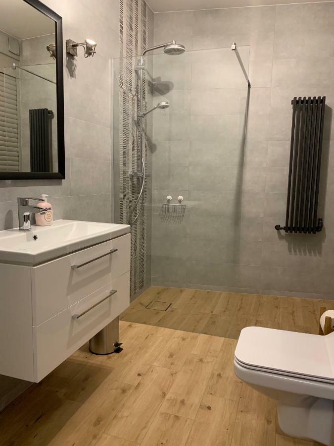 Arkada Wadowice Apartment ภายนอก รูปภาพ